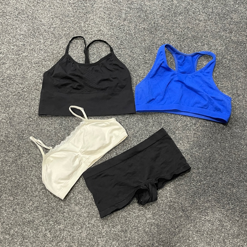 Fruit of the Loom Girl’s 4 Piece Bundle